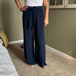 NWOT VICI SMALL navy wide leg flowy pants